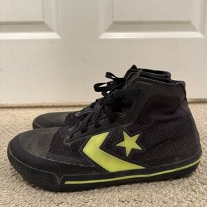 Black and yellow Reebok